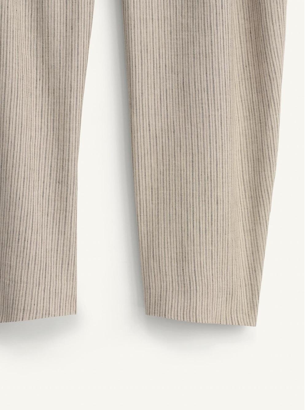 Zara Studio 2026
LIMITED EDITION LINEN BLEND STRIPED PANTS - Picture 8 of 15